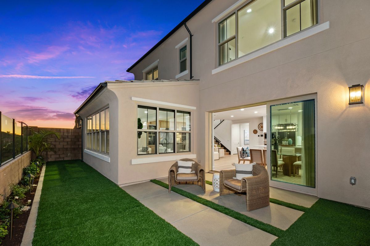 Building Photo - 212 Collino