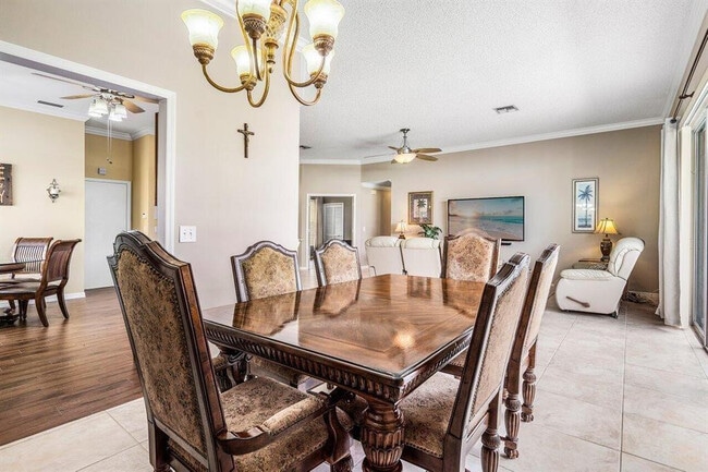 Building Photo - 3598 Woods Walk Blvd