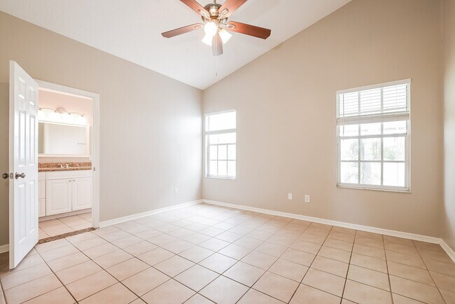 Building Photo - 8562 Fort Thomas Way