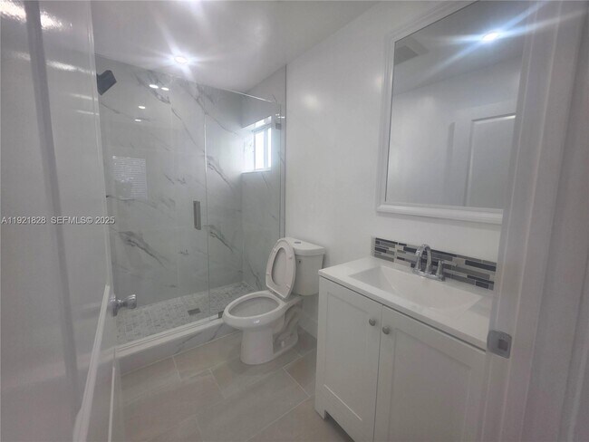 Building Photo - 21210 SW 119th Ave