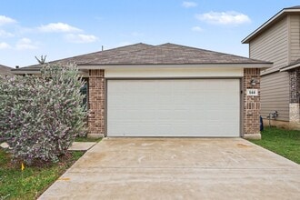 Building Photo - Beautiful Home in The Links at River Bend | Golf Course Community Living
