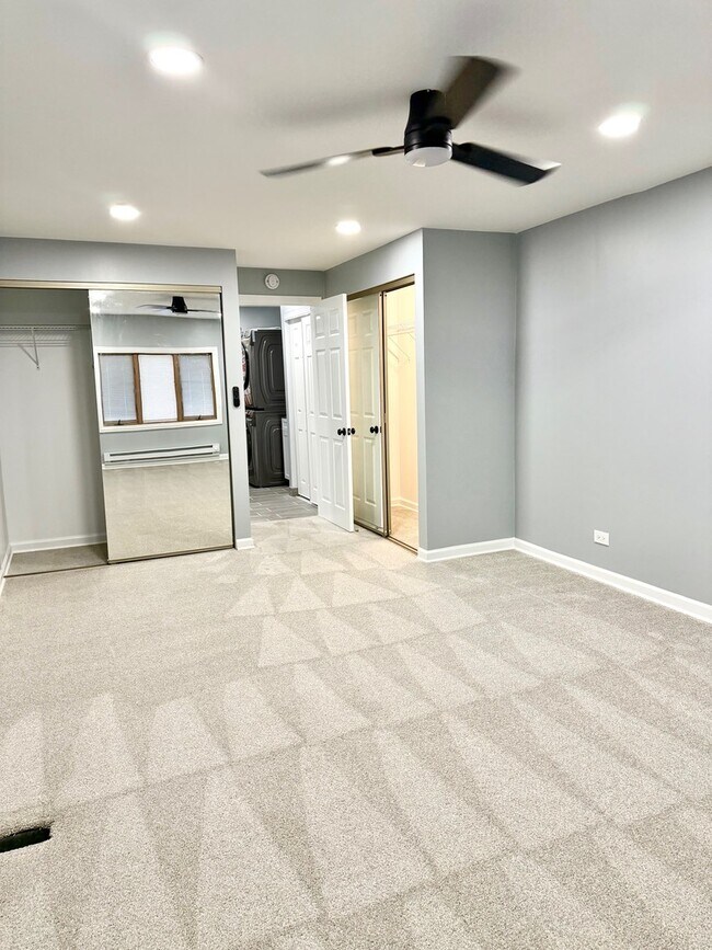 Building Photo - 1310 Somerset Ln