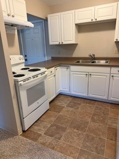 Building Photo - 301 Heidemann Ave