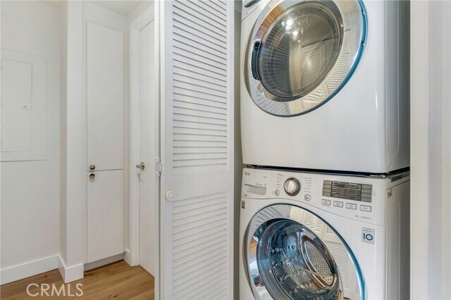 Building Photo - 850 E Ocean Blvd