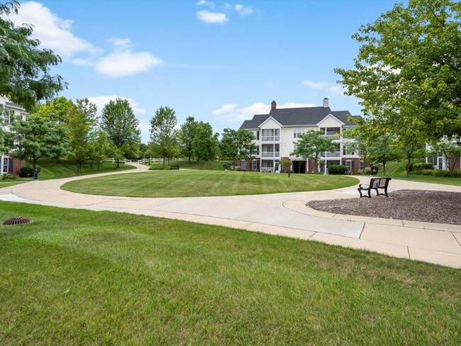 Building Photo - 846 W Summerfield Gln Cir