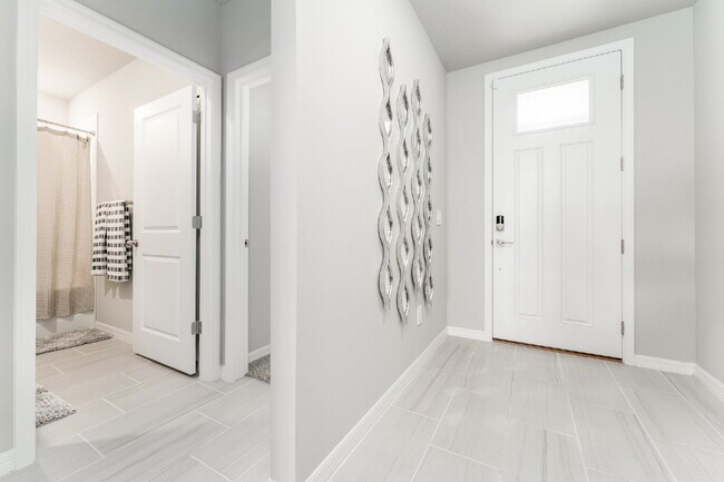 Building Photo - Spacious & Beautifully designed 4 Bedroom/...