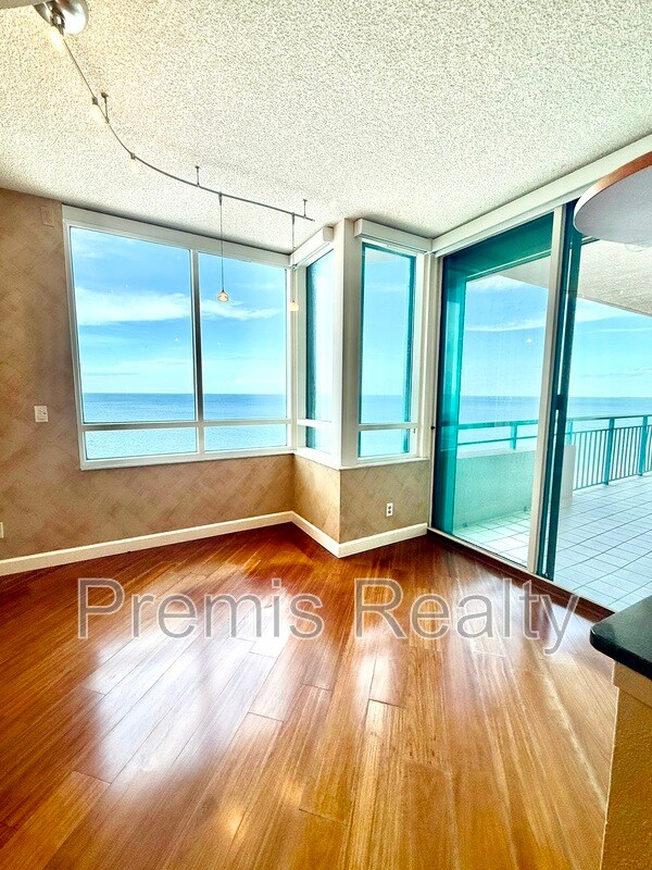Building Photo - 1540 Gulf Blvd