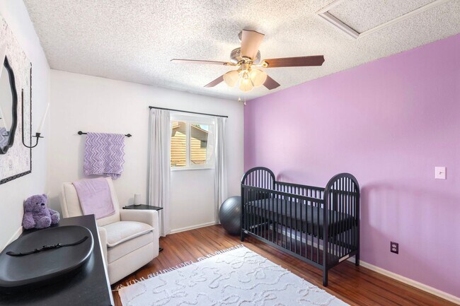 Building Photo - 3117 Moonbeam Cir S