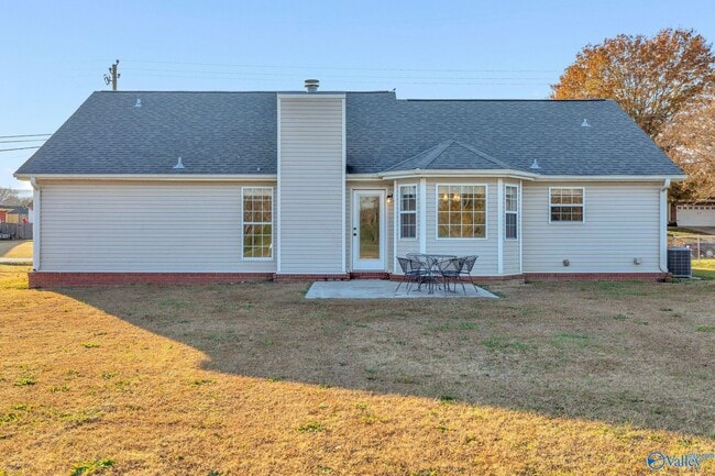 Building Photo - 113 Delta Pine Dr