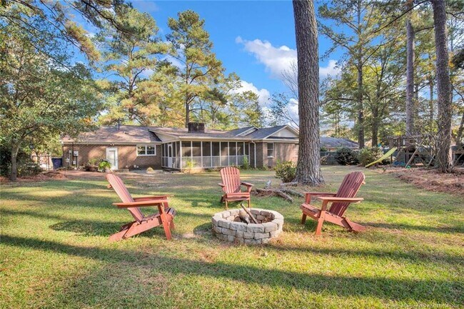 Building Photo - 3305 Granville Dr