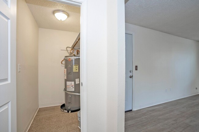 Building Photo - Charming Ground-Level 2-Bedroom Apartment ...