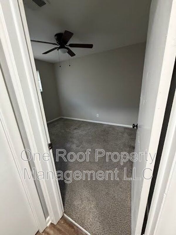 Building Photo - 636 N 31 St