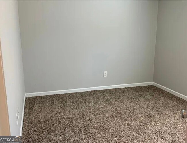 Building Photo - 25 Grier Ln