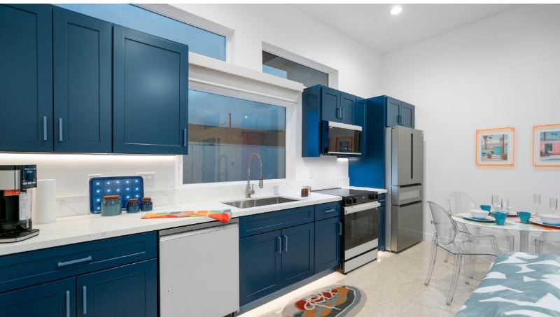 Building Photo - 473 W Sunview Ave