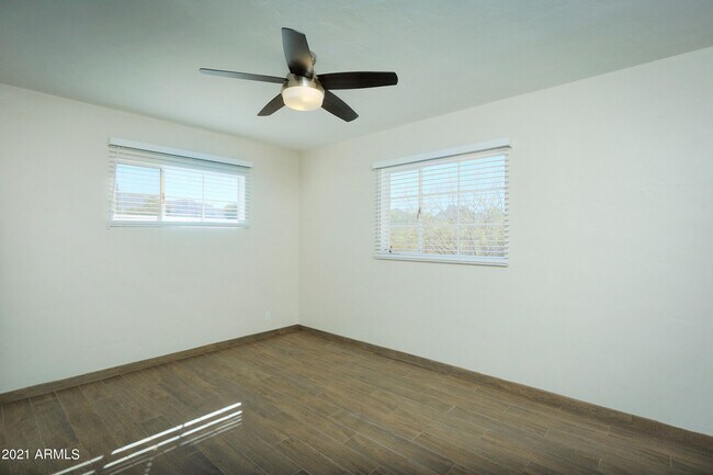 Building Photo - 10006 N 37th St