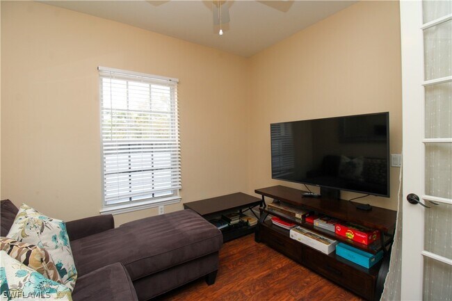 Building Photo - 1360 Sweetwater Cove