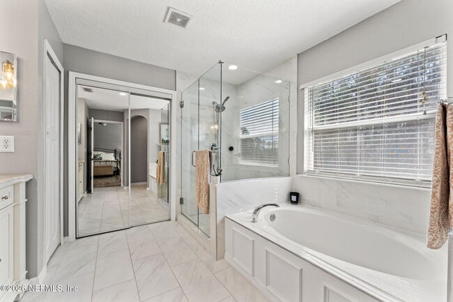 Building Photo - 563 Longmill Ln