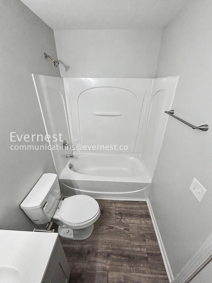 Building Photo - 1439 Clooney Ln