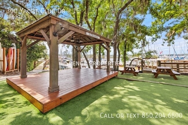 Building Photo - 300 Yacht Club Dr
