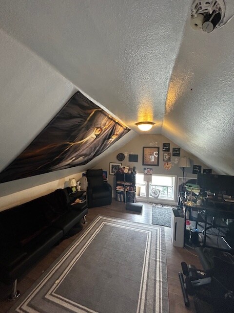 Building Photo - 329 Plainfield St