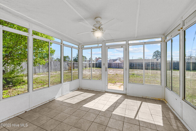 Building Photo - 112 Dayrell Dr