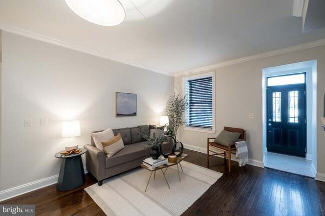 Common Area - 14 O St NW