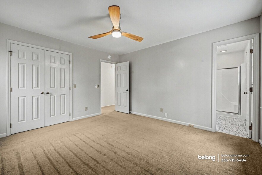 Building Photo - 11209 Crestmont Dr