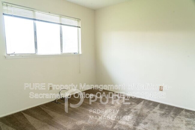 Building Photo - 9152 Cecile Way