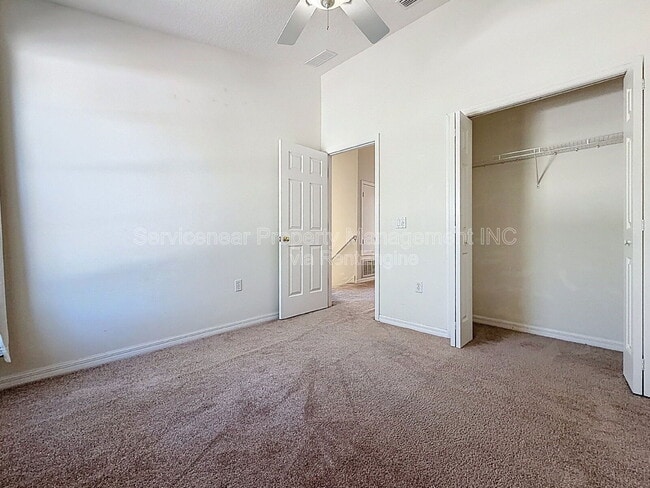 Building Photo - 8722 Eleanor Ct