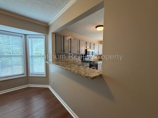 Building Photo - 5116 Laurel Bridge Ct SE