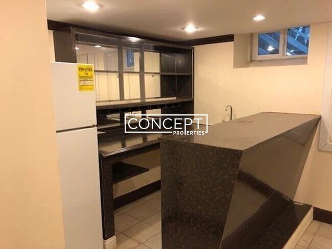 Building Photo - 49A Hackensack Rd. Unit 1B