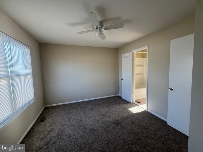 Building Photo - 43 Taos Cir