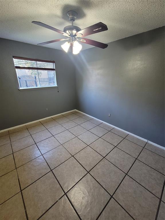 Building Photo - 501 Mountain Laurel Dr