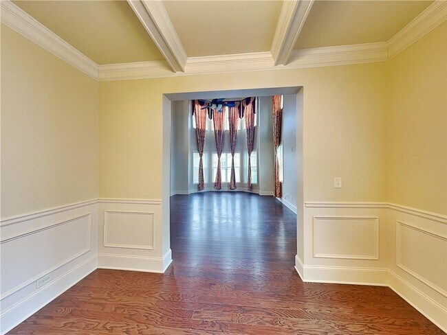 Building Photo - 5301 Cedar Mill Dr