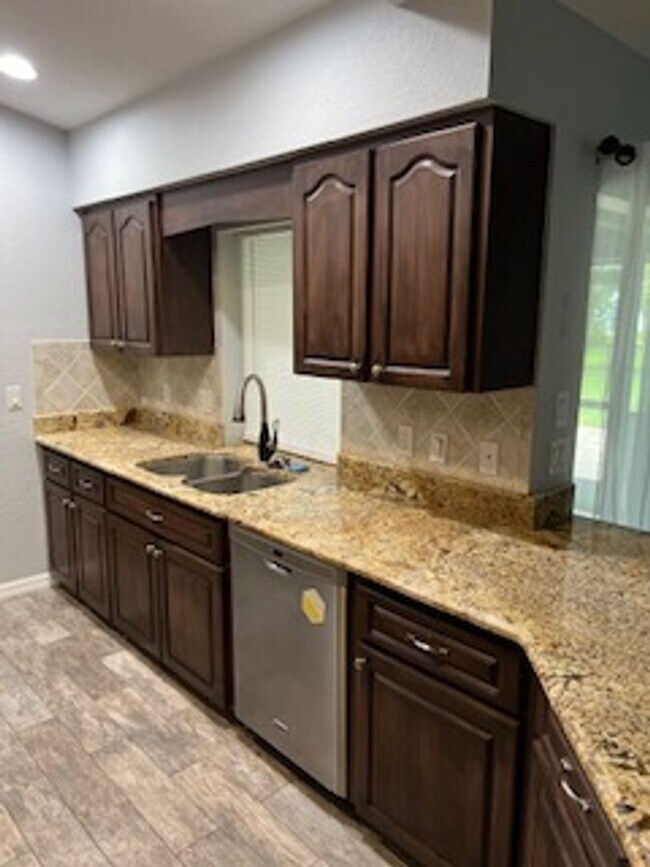 Building Photo - Annual DEEP CREEK Rental - 3/2/2