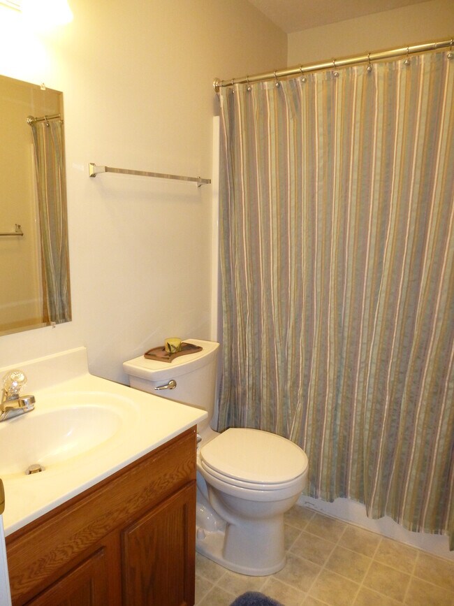 Building Photo - 14760 Justice Crossing