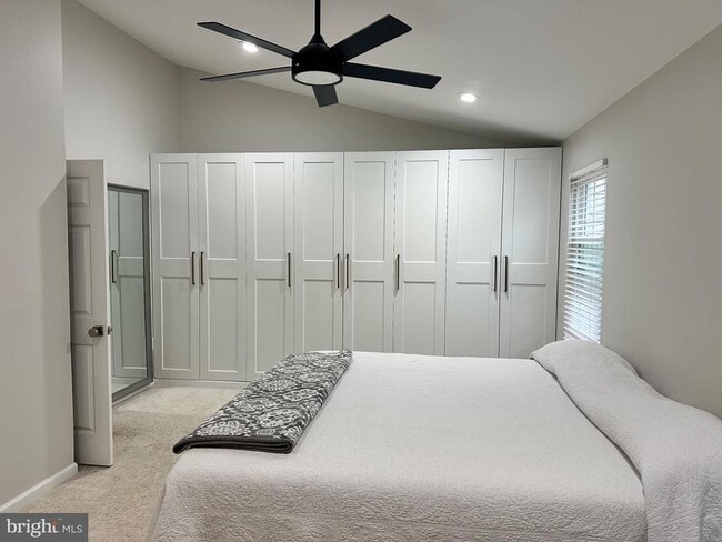 Building Photo - 5016 Lambsgate Ln