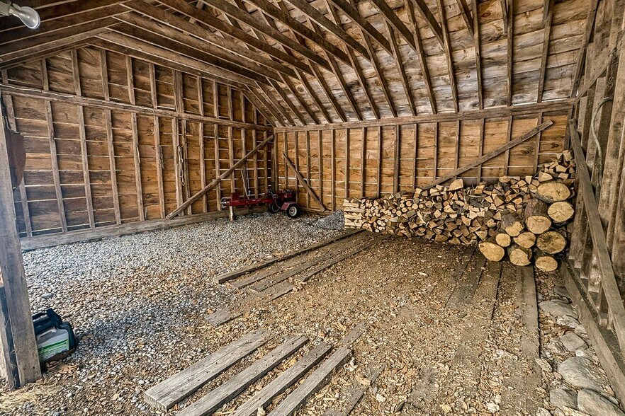 Building Photo - 45 Hoppen Rd