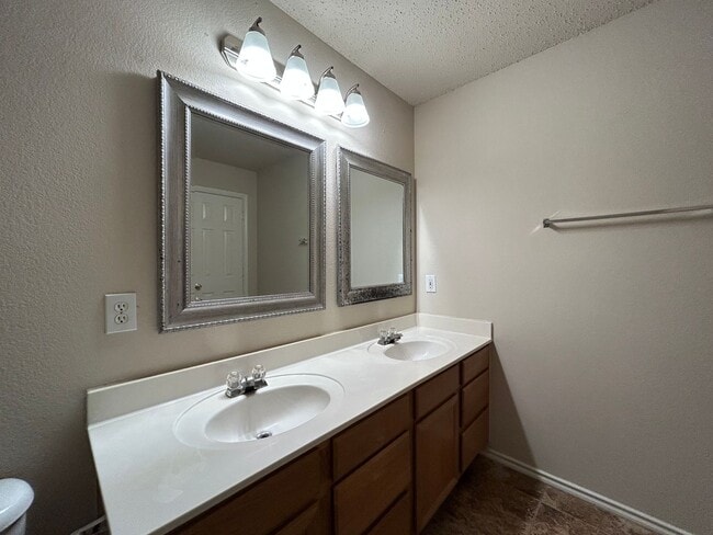 Building Photo - "Fort Worth Texas Homes for Rent"