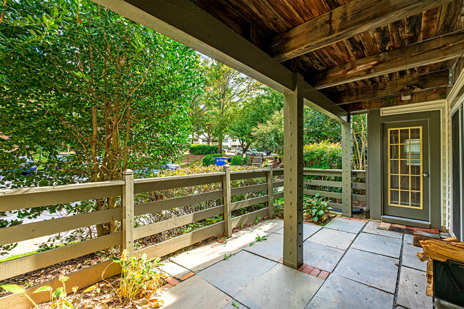 Building Photo - 11701 Karbon Hill Ct