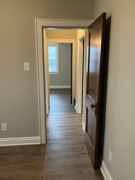 Hall - 930 Oxley Rd