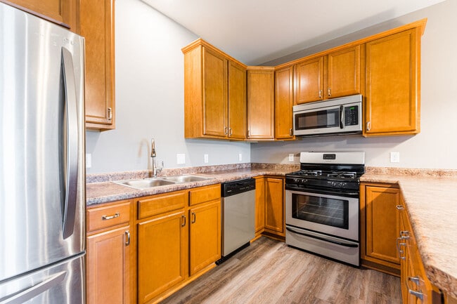 Building Photo - 2368 Concord Dr