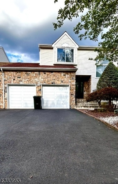 Building Photo - 27 Kingfisher Ct