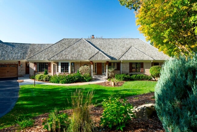 Building Photo - Resort Home