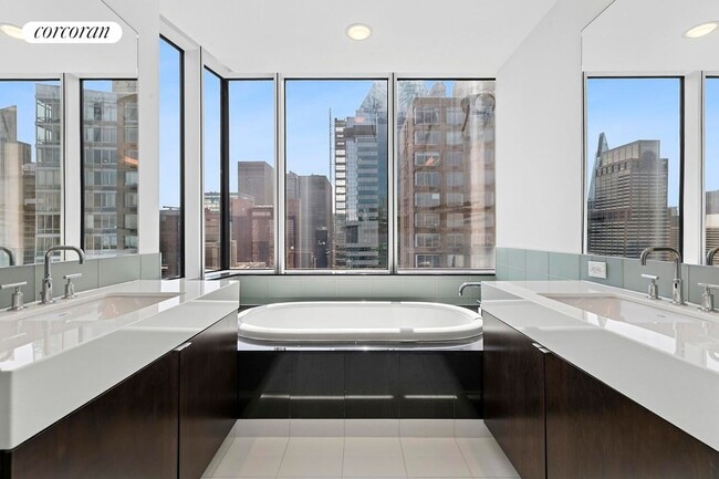 Building Photo - 306 W 48th St