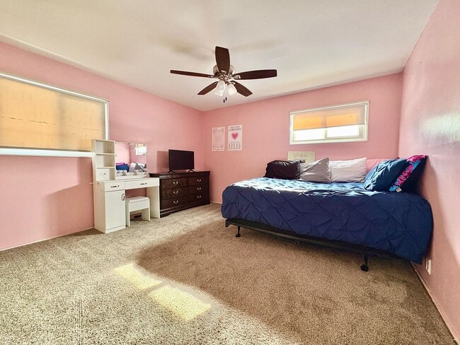 Building Photo - Twyckenham Hills Gem – 4BR with Lower Level Family Suite