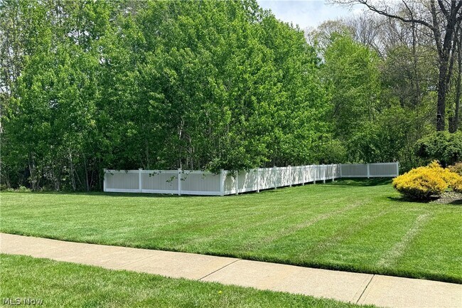 Building Photo - 167 Creekledge Ln
