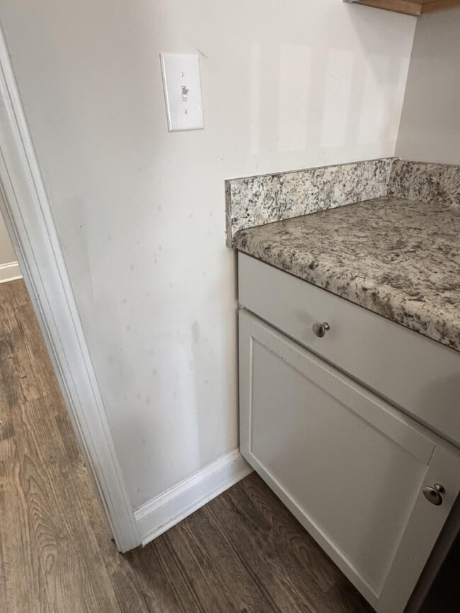 Building Photo - Cozy 2-Bed, 1-Bath Home in Easley – Conven...
