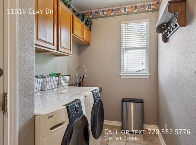 Building Photo - 11016 Clay Dr