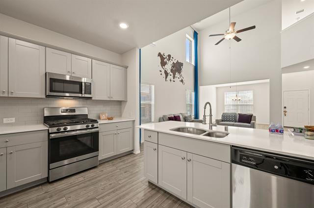 Building Photo - 2333 Copal Dr